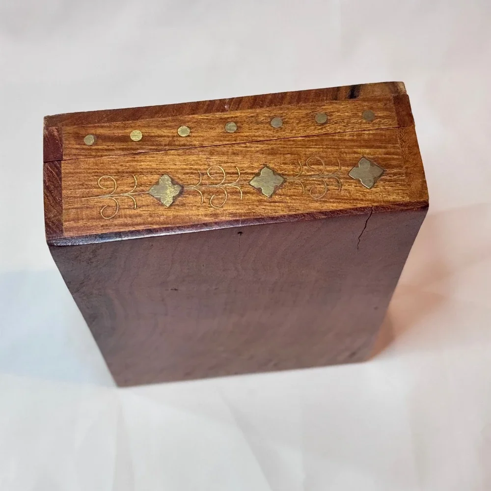 Vintage Wood Brass Inlay Jewelry Box Heart Boho Folk Art 7x5x2